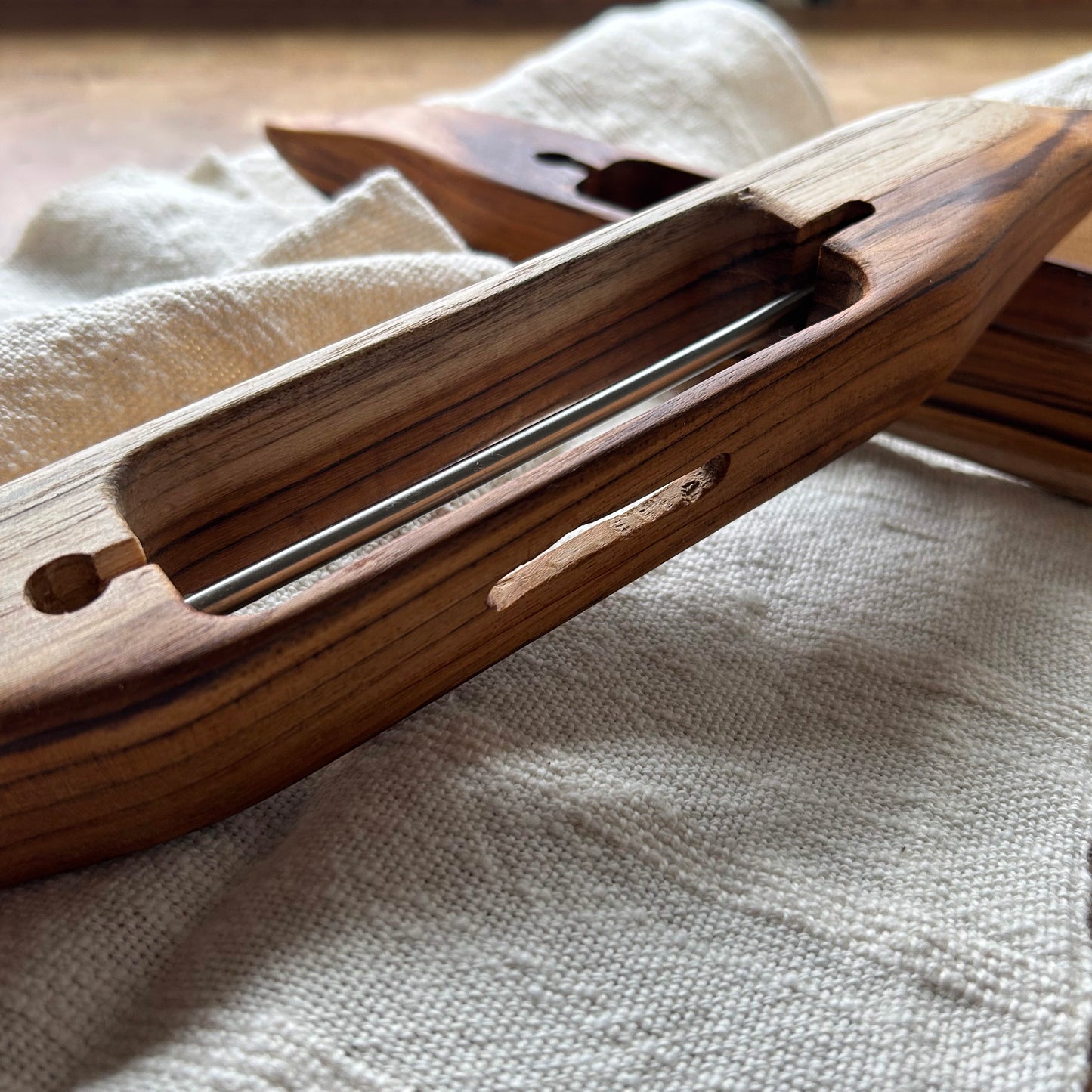Weaving Boat Shuttle